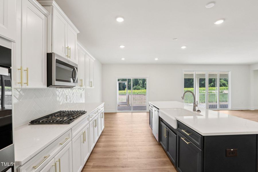 9-web-or-mls-176 Alden Wy-S3007-009 9-web-or-mls-176 Alden Wy-S3007-009