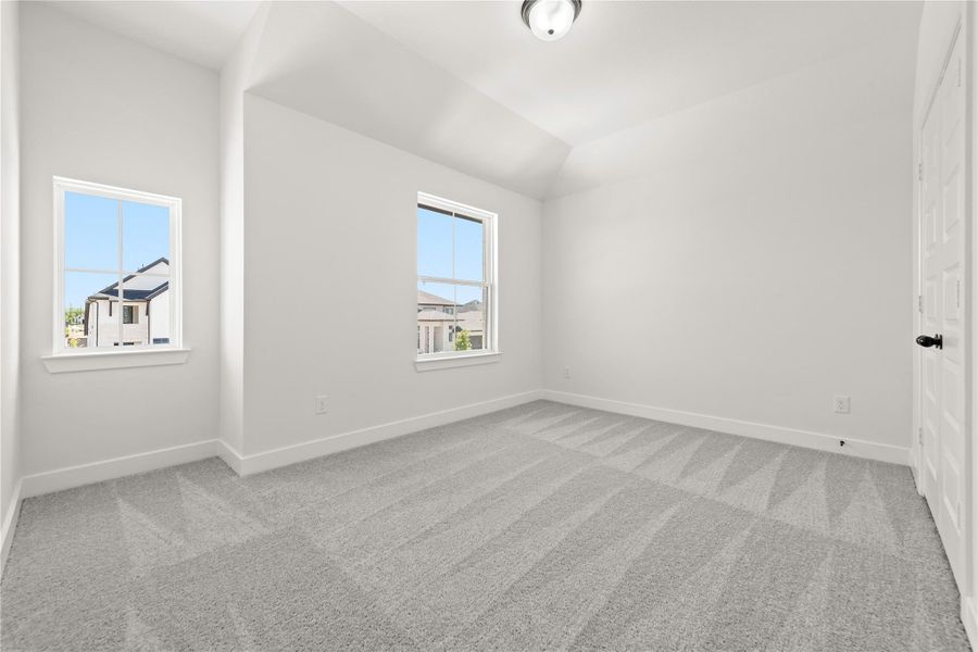 Spacious, unfurnished interior of a new home in Austin Point, Richmond (Image 15).