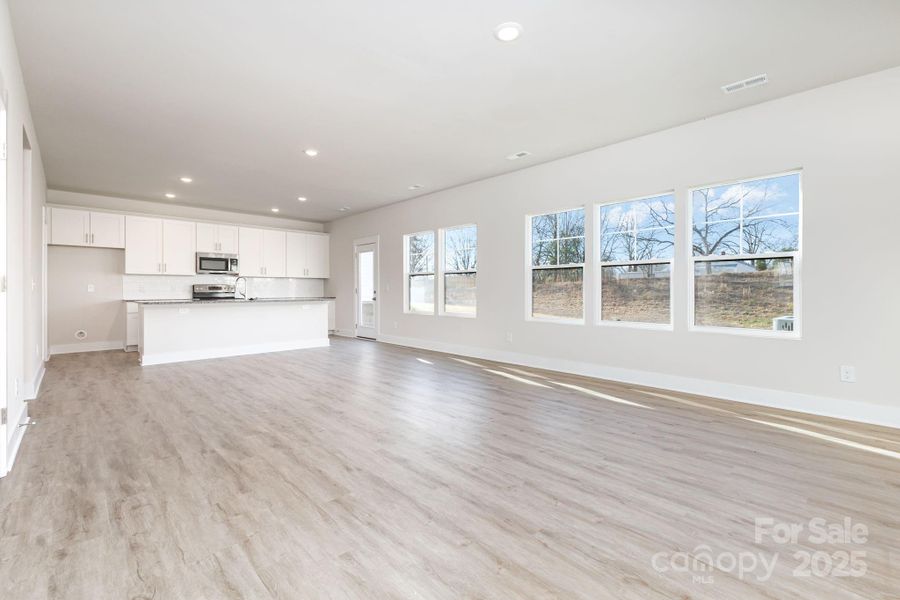 Spacious, unfurnished interior of a new home in , Mooresville (Image 18).
