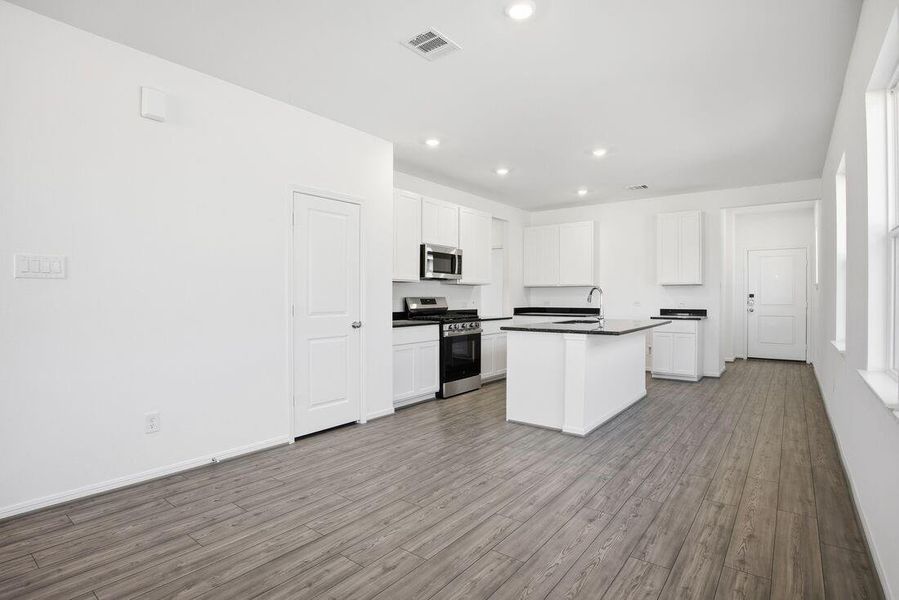 18018 Lasso Mills ~ Ready Now