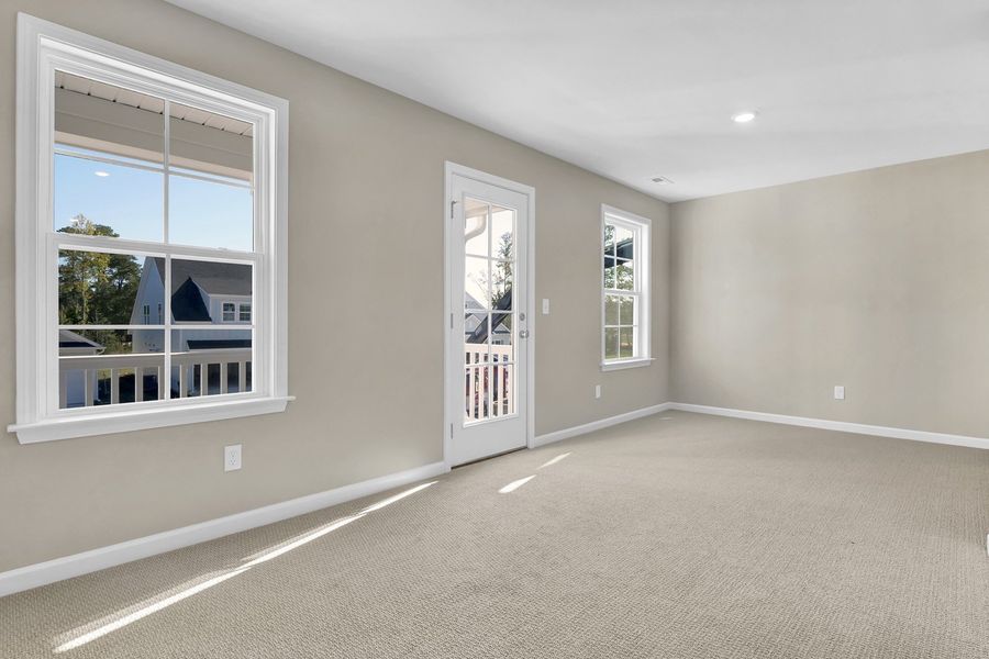 Spacious, unfurnished interior of a new home in Grand Park, Leland (Image 25).