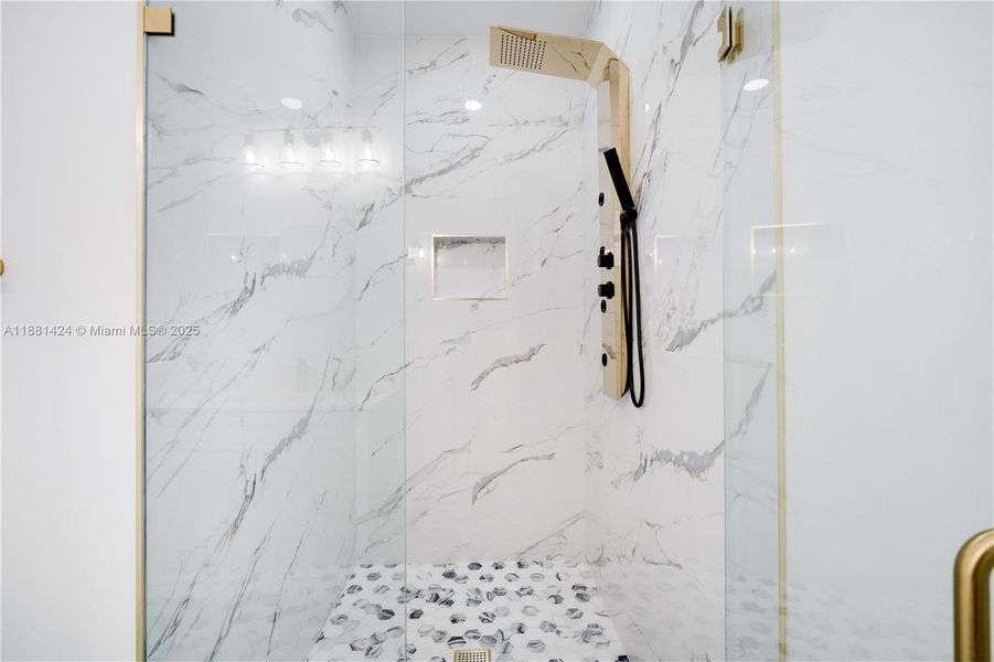 Close-up of interior finishes inside a home in , Port Charlotte (Image 13).