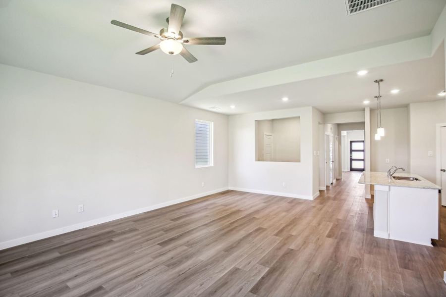 Photo is not of the actual home, but is an inspirational photo of builder’s model home and may depict options, furnishings, and/or decorator features that are not included Photo is not of the actual home, but is an inspirational photo of builder’s model home and may depict options, furnishings, and/or decorator features that are not included