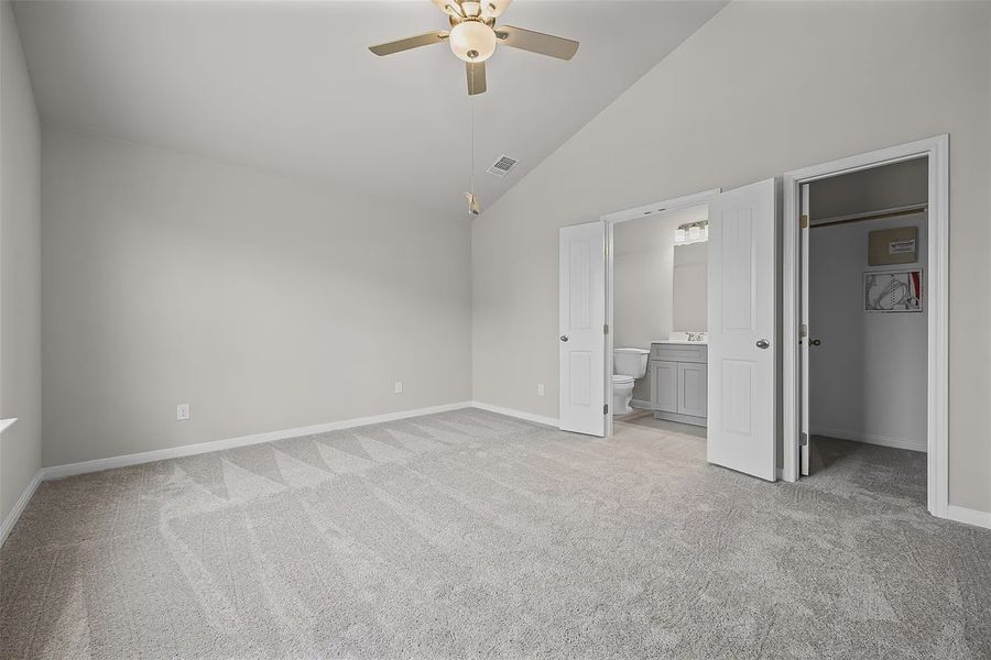 Spacious, unfurnished interior of a new home in Butler Farms, Liberty Hill (Image 16).