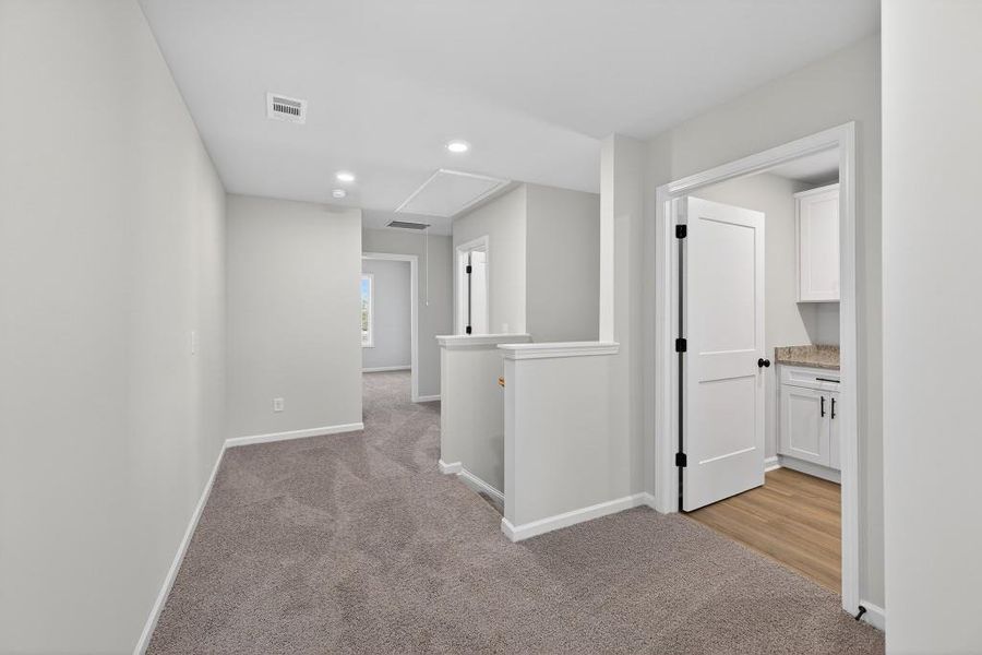 Spacious, unfurnished interior of a new home in , Commerce (Image 25).