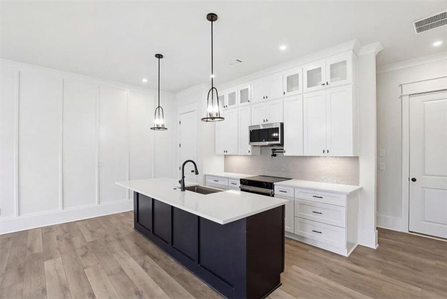 Furnished interior view inside a new home in , Braselton (Image 5).