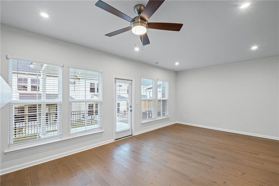 Spacious, unfurnished interior of a new home in Adler Springs, Powder Springs (Image 10). Spacious, unfurnished interior of a new home in Adler Springs, Powder Springs (Image 10).