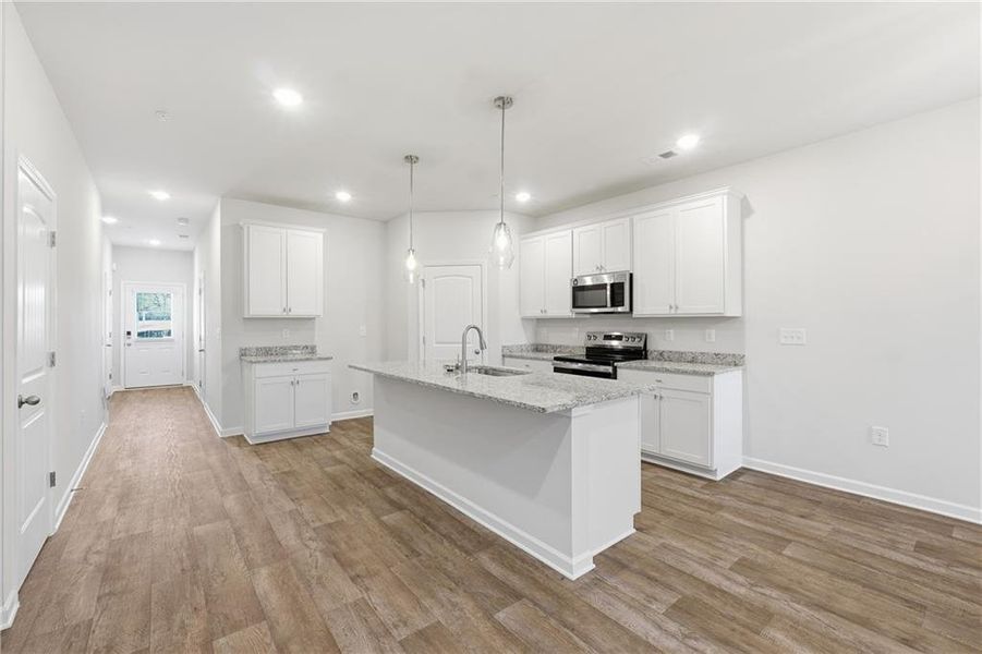 Furnished interior view inside a new home in Carolina, Palmetto (Image 10).
