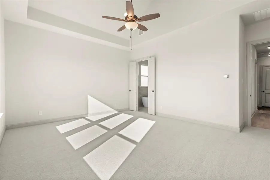 Spacious, unfurnished interior of a new home in Levante - 1 Acre Lots, Waxahachie (Image 12). Spacious, unfurnished interior of a new home in Levante - 1 Acre Lots, Waxahachie (Image 12).