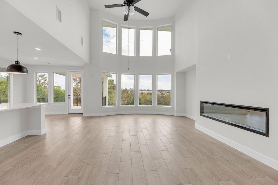 Spacious, unfurnished interior of a new home in Santa Rita Ranch, Liberty Hill (Image 24). Spacious, unfurnished interior of a new home in Santa Rita Ranch, Liberty Hill (Image 24).