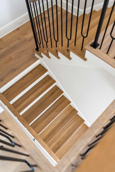 Close-up of interior finishes inside a home in , Ravenel (Image 20).