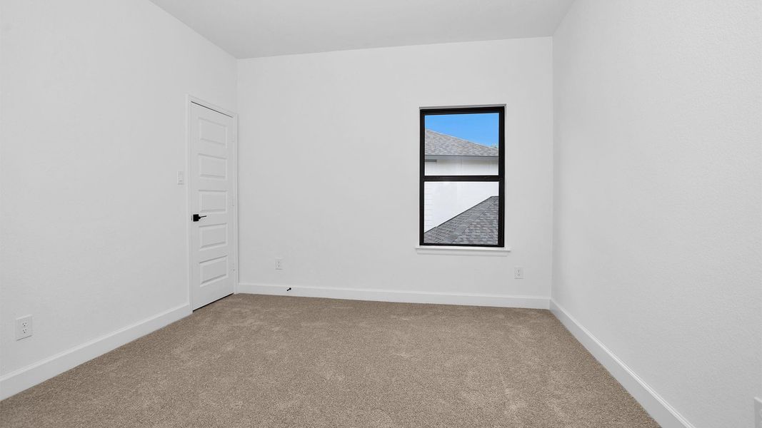 Spacious, unfurnished interior of a new home in Sienna 55' - Valencia, Missouri City (Image 10). Spacious, unfurnished interior of a new home in Sienna 55' - Valencia, Missouri City (Image 10).