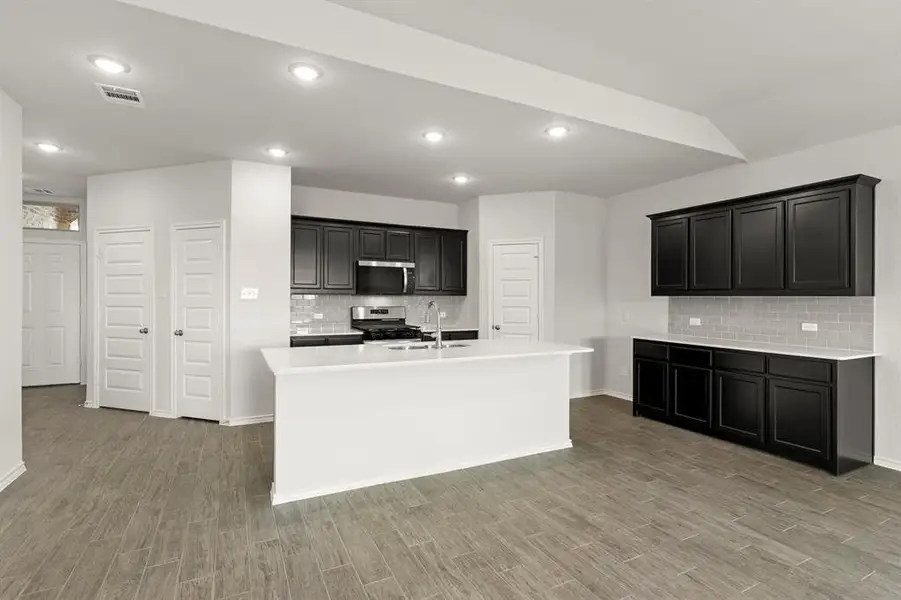 06. 203 Bandit - Kitchen (2) 06. 203 Bandit - Kitchen (2)