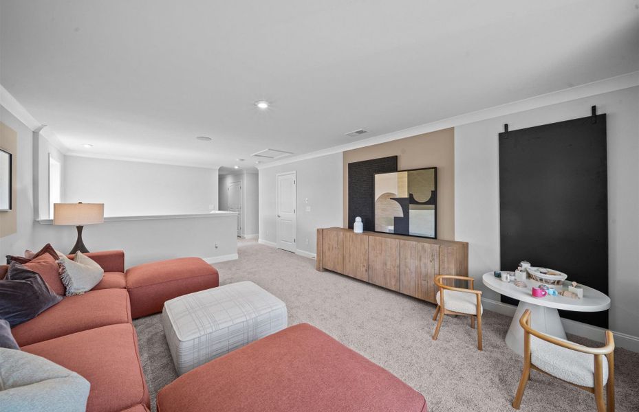 Representative furnished interior of a home built from the Frazier by Pulte Homes in Sparrow Creek, Boiling Springs (Image 39).