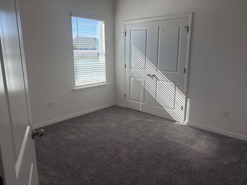 Spacious, unfurnished interior of a new home in Burnt Store Village, Punta Gorda (Image 18).