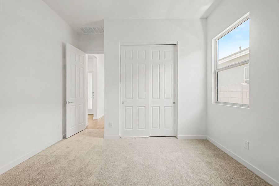 Spacious, unfurnished interior of a new home in Landmarke, San Tan Valley (Image 14). Spacious, unfurnished interior of a new home in Landmarke, San Tan Valley (Image 14).