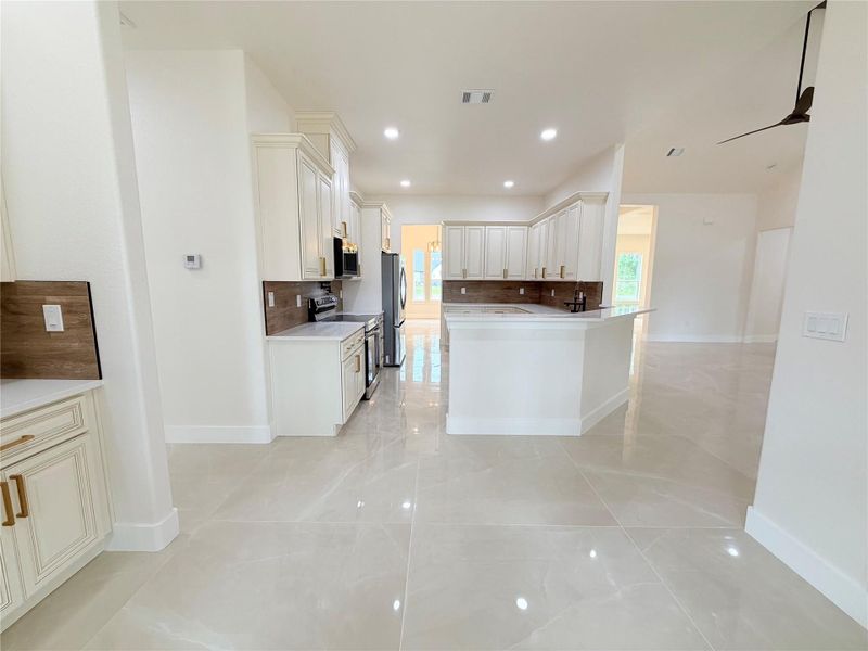 Image 42 of a home in . Image 42 of a home in .