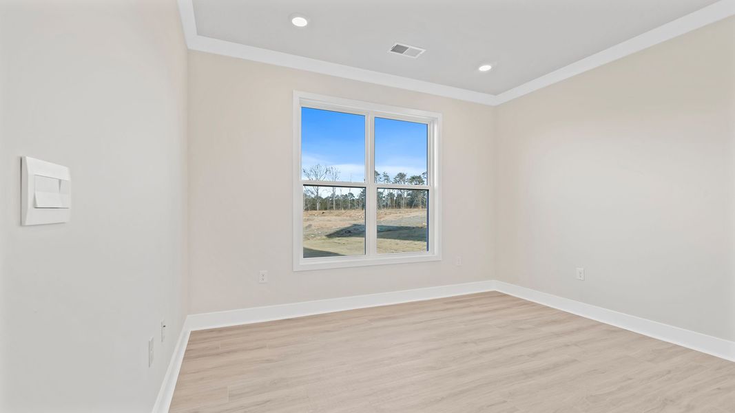 Spacious, unfurnished interior of a new home in Adams Glen, Greenville (Image 28).