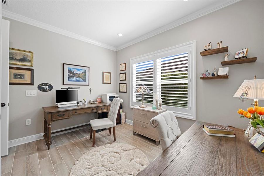 Furnished interior view inside a new home in , Sarasota (Image 28).