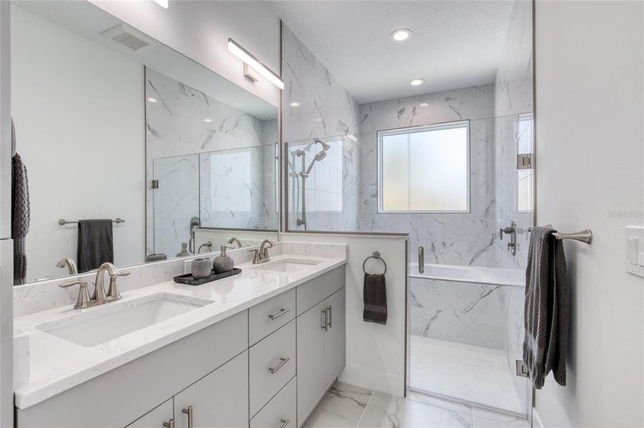 Furnished interior view inside a new home in , Daytona Beach (Image 55).