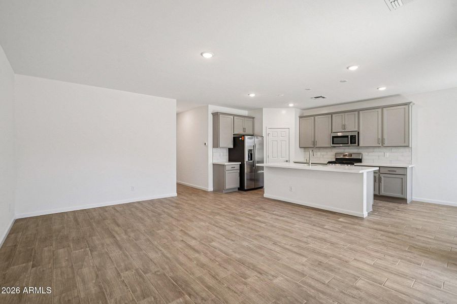 5-web-or-mls-W Kenner Dr-S2703-005 5-web-or-mls-W Kenner Dr-S2703-005