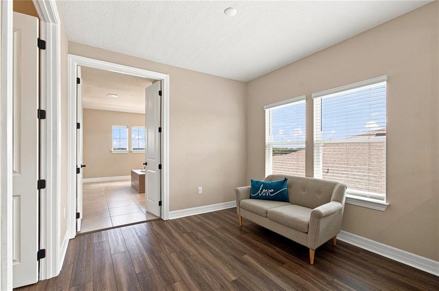 Furnished interior view inside a new home in , Winter Garden (Image 50).