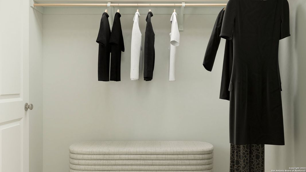 Close-up of interior finishes inside a home in Espada, San Antonio (Image 17).