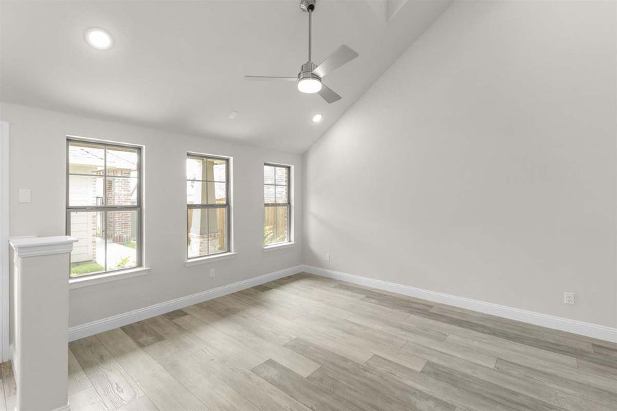 Spacious, unfurnished interior of a new home in Leonard Trails, Anna (Image 18).