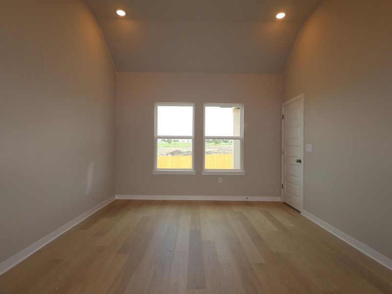 Spacious, unfurnished interior of a new home in Cascades at Onion Creek, Austin (Image 6). Spacious, unfurnished interior of a new home in Cascades at Onion Creek, Austin (Image 6).