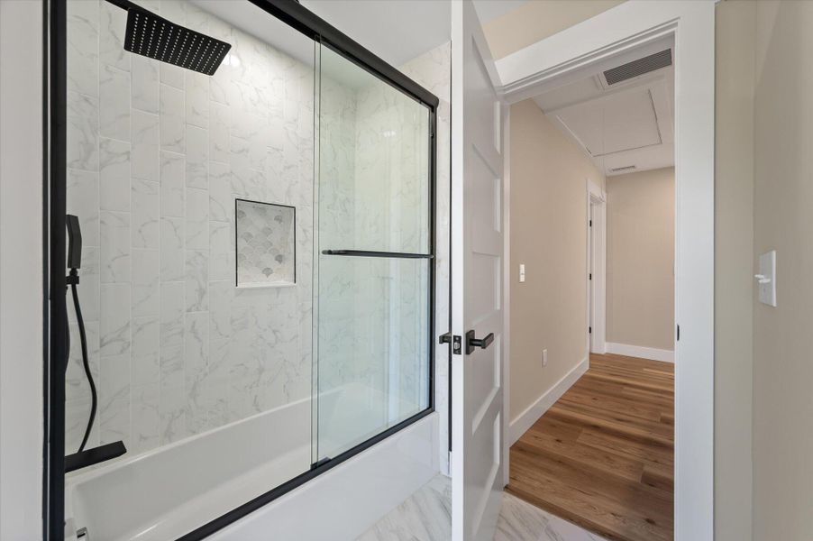 Image 55 of a home in .