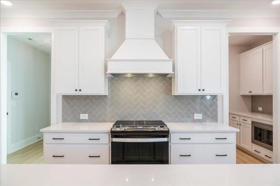Furnished interior view inside a new home in Autumn Brook, Canton (Image 30).