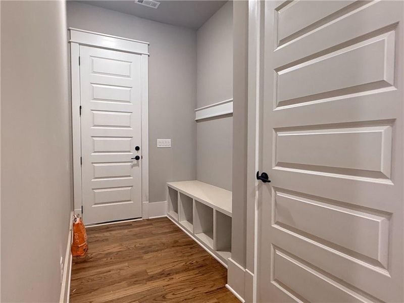 Furnished interior view inside a new home in , Jefferson (Image 9).