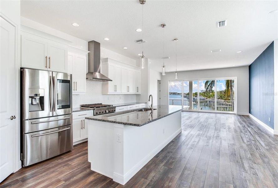 Furnished interior view inside a new home in , Treasure Island (Image 15).