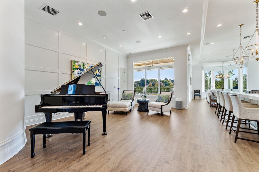 Grand Staircase w/ Landing