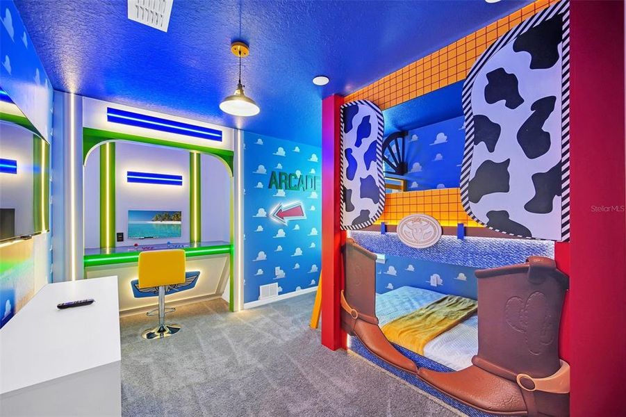 Image 63 of a home in .