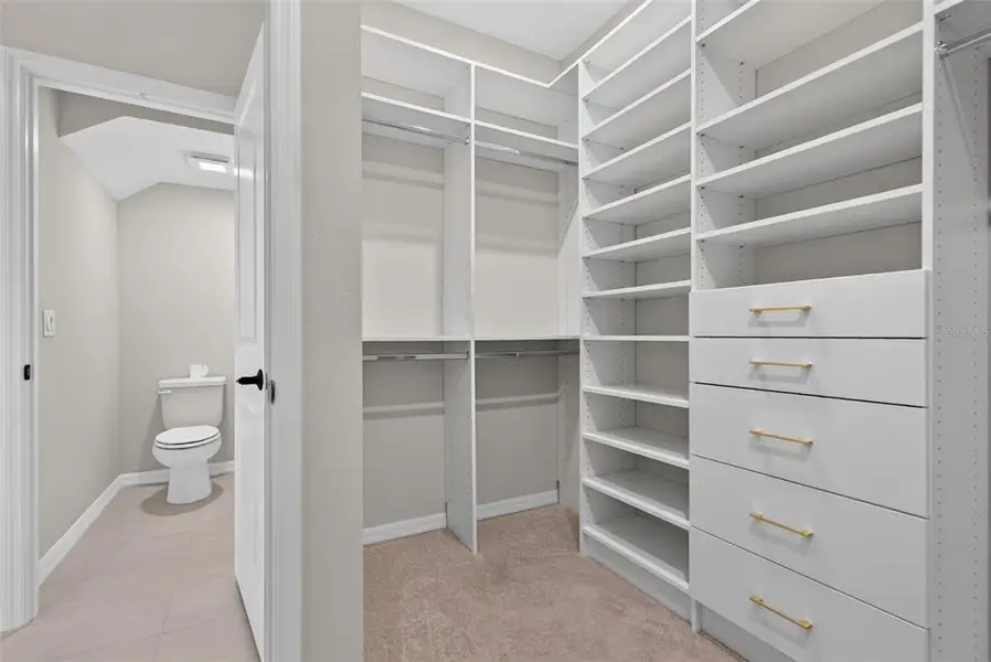 Image 74 of a home in .