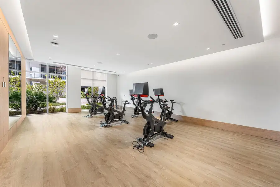 041-220LakeShoreDrive-2023-LakePark-FL-3