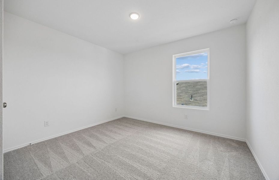 Representative unfurnished interior of a home built from the Frio by Centex in Ashford Crossing, Princeton (Image 26).