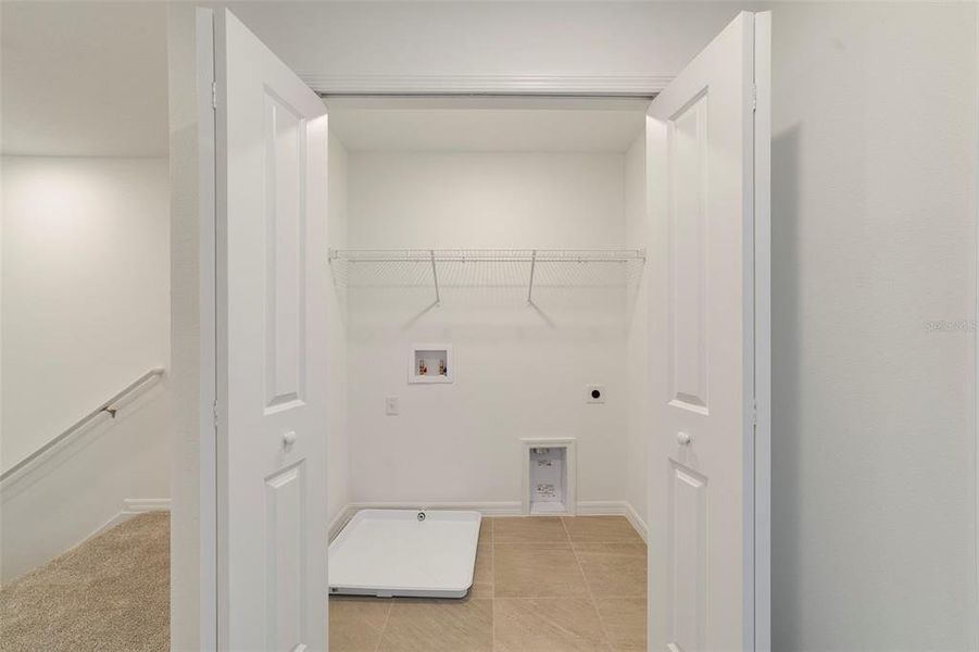 Spacious, unfurnished interior of a new home in Towns at Greenleaf, Oviedo (Image 22).