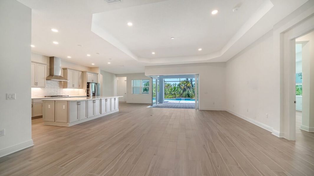 Spacious, unfurnished interior of a new home in Canoe Creek, Parrish (Image 20). Spacious, unfurnished interior of a new home in Canoe Creek, Parrish (Image 20).