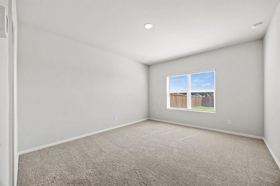 Spacious, unfurnished interior of a new home in Kings Way, Denton (Image 26).