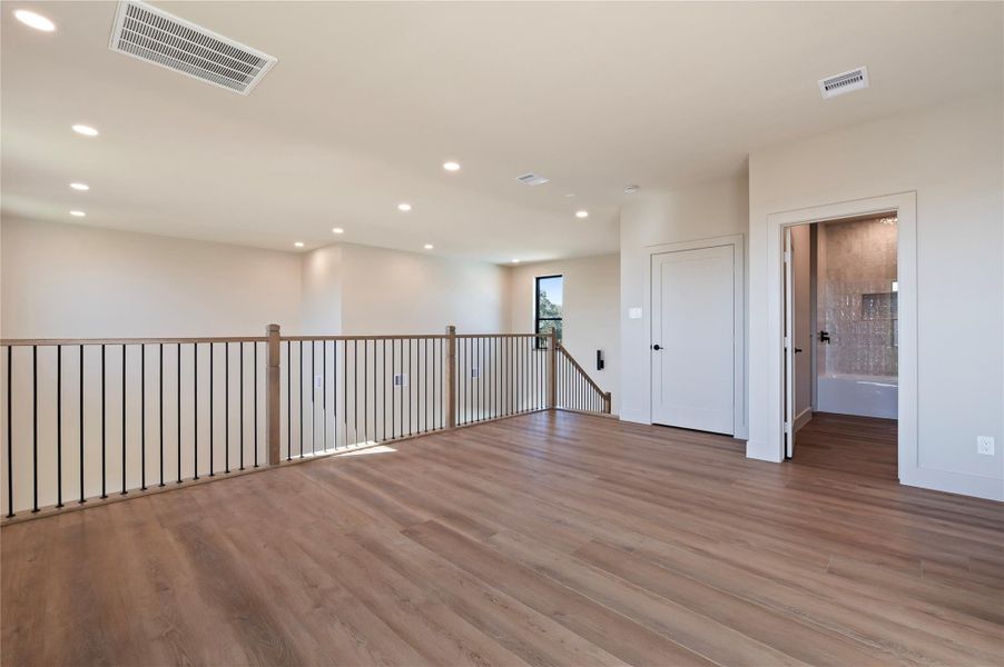 Another view of this flex room with unlimited opportunity