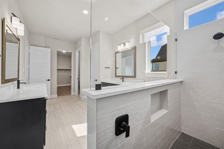 Furnished interior view inside a new home in Pecan Square - Estates, Northlake (Image 4). Furnished interior view inside a new home in Pecan Square - Estates, Northlake (Image 4).