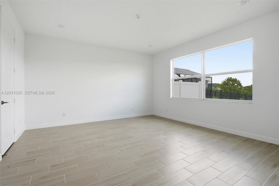 Spacious, unfurnished interior of a new home in Arden, Loxahatchee (Image 27).