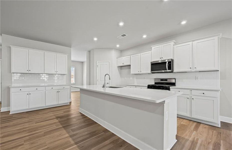 Furnished interior view inside a new home in Anderson Point, McDonough (Image 4). Furnished interior view inside a new home in Anderson Point, McDonough (Image 4).