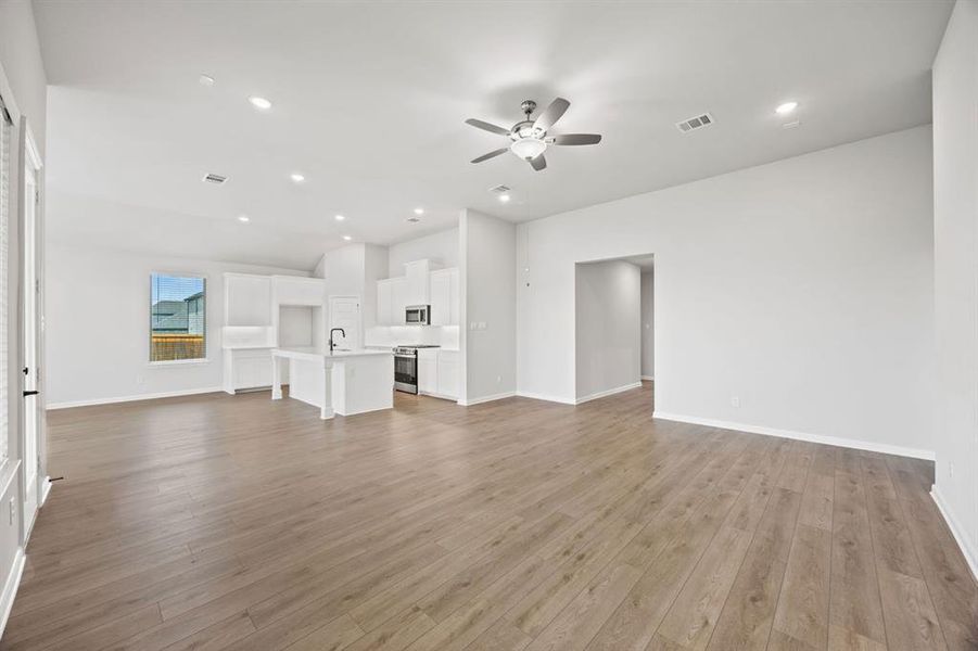 4-web-or-mls-1422-red-clover-ave