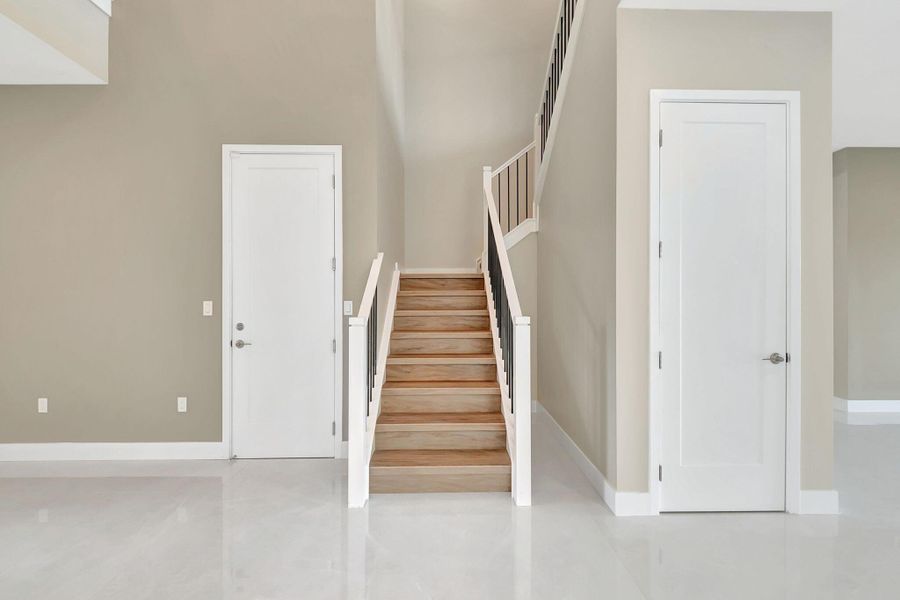 Spacious, unfurnished interior of a new home in , Boca Raton (Image 51).