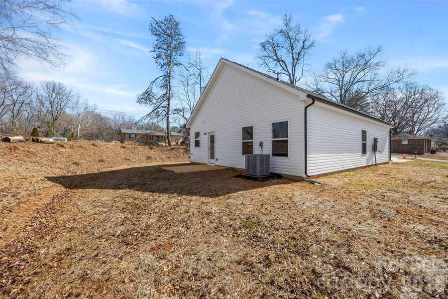 Exterior details and patio area of a home in , Kings Mountain (Image 22).
