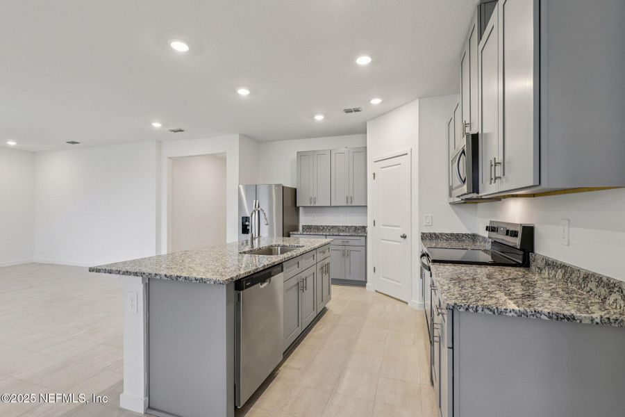 Furnished interior view inside a new home in Azalea Creek, Jacksonville (Image 6).