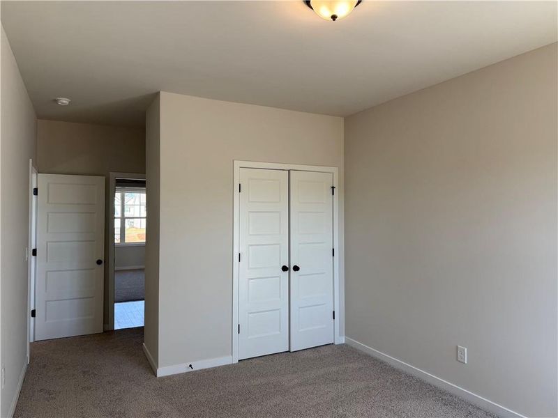 Spacious, unfurnished interior of a new home in Rosewood Lake Estates, Hoschton (Image 37). Spacious, unfurnished interior of a new home in Rosewood Lake Estates, Hoschton (Image 37).